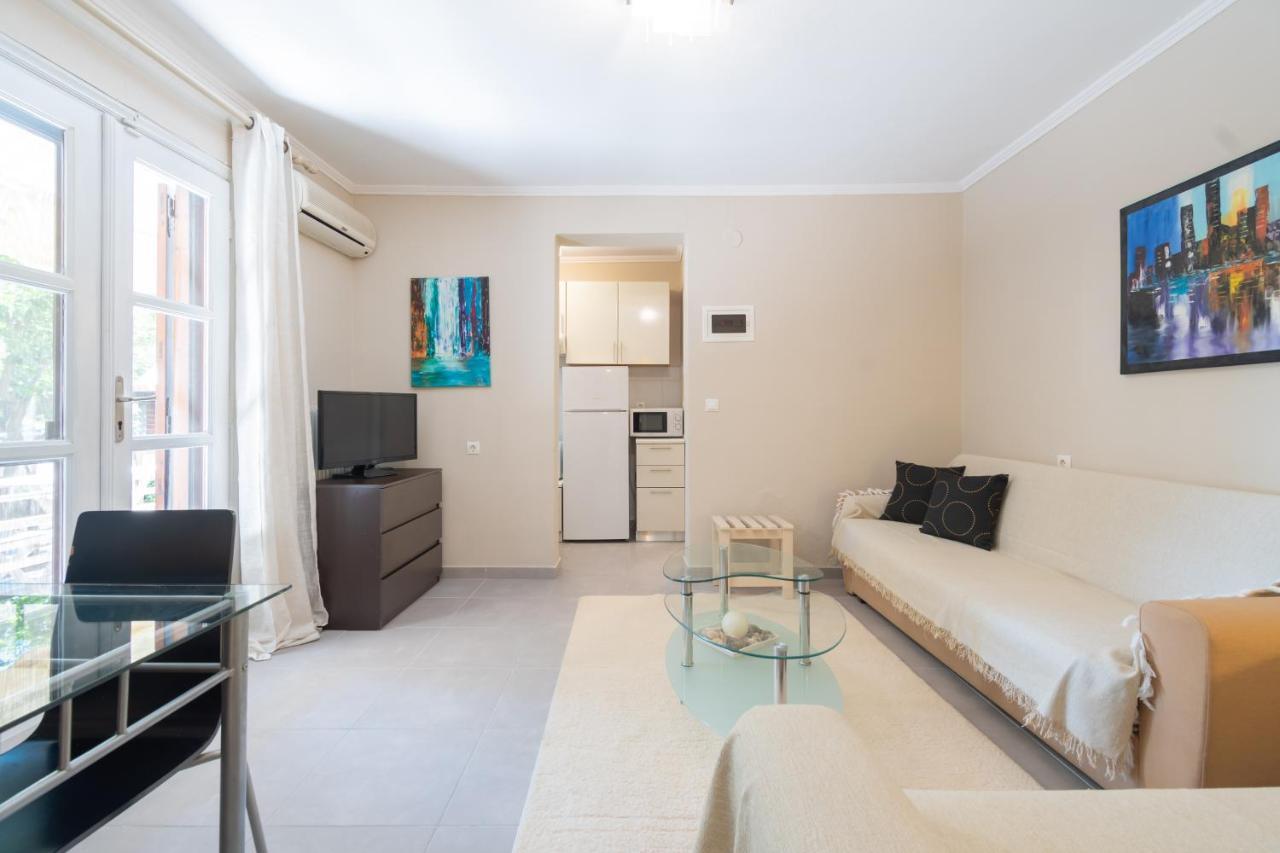 Stefanias Apartment Neos Marmaras Extérieur photo
