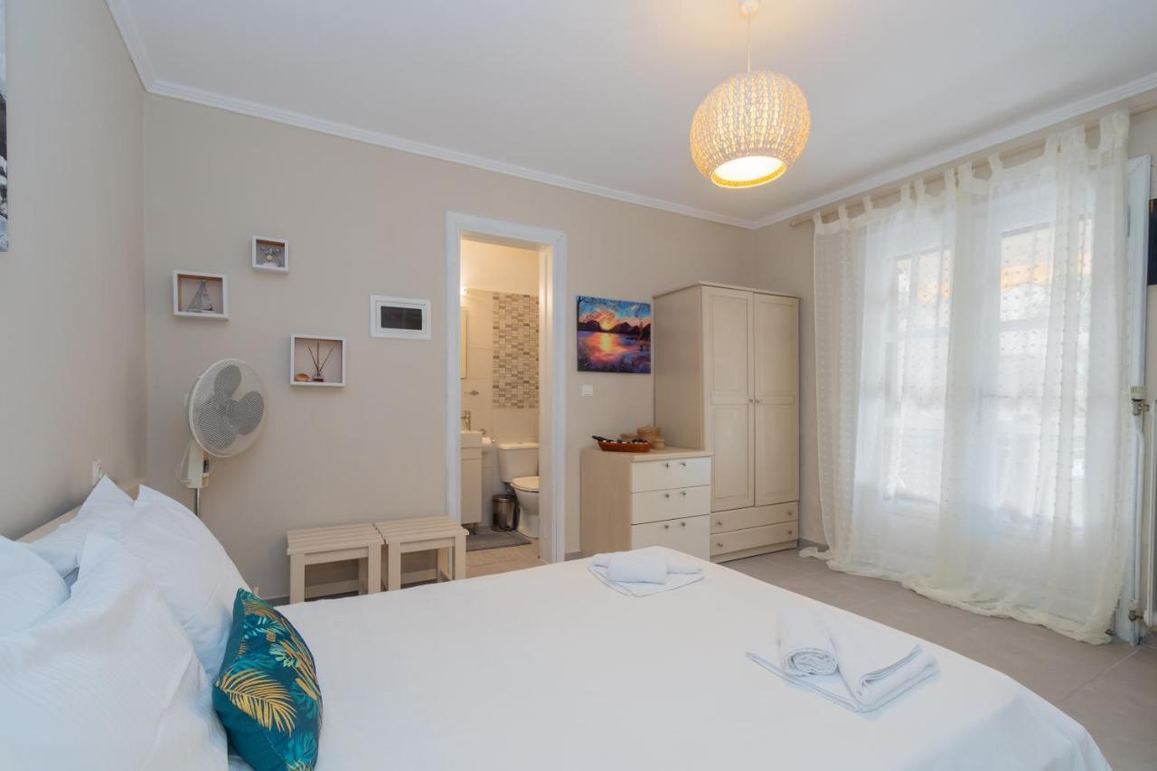 Stefanias Apartment Neos Marmaras Extérieur photo